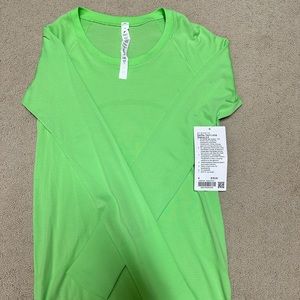 lululemon Swiftly Tech Long Sleeve Shirt 2.0 Scream Green Light Size 6 NWT